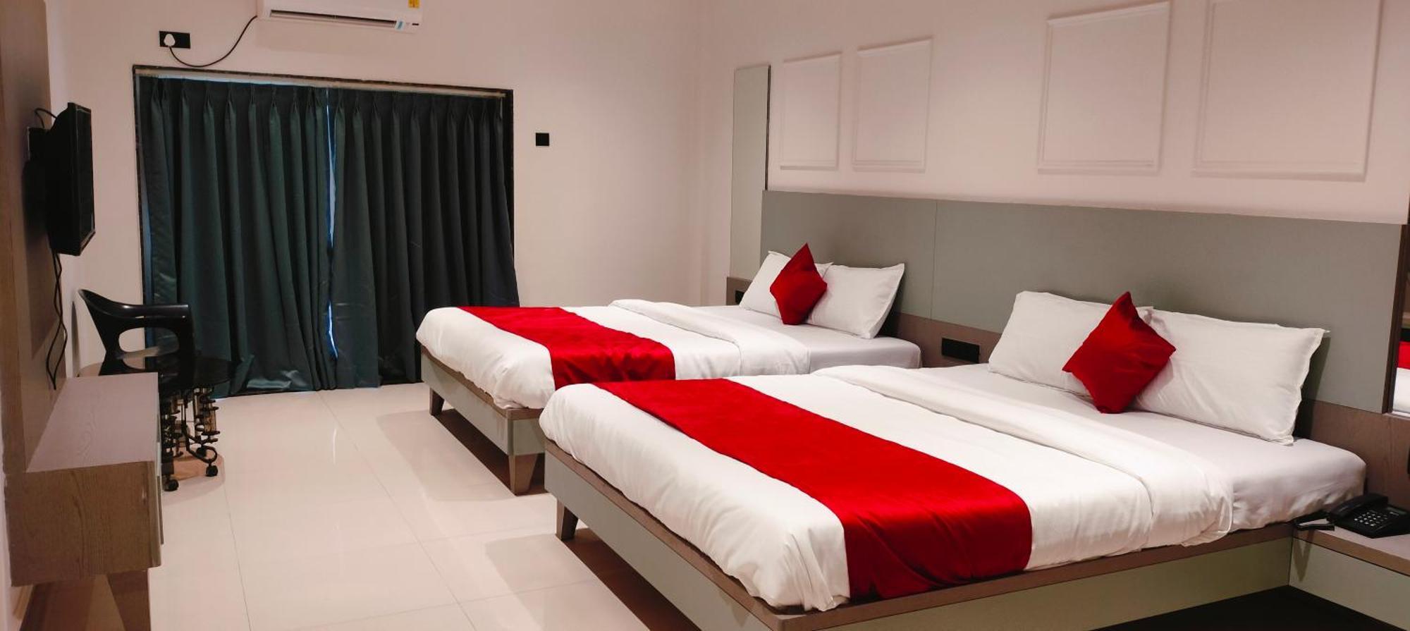 Golden Resort Igatpuri Eksteriør billede